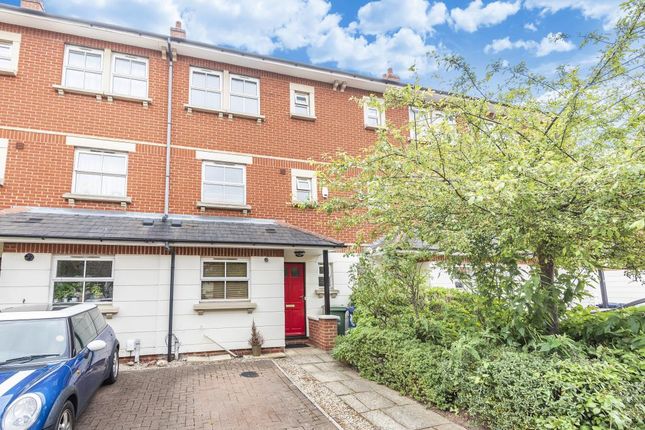 Thumbnail Terraced house to rent in Rickyard Close, Summertown