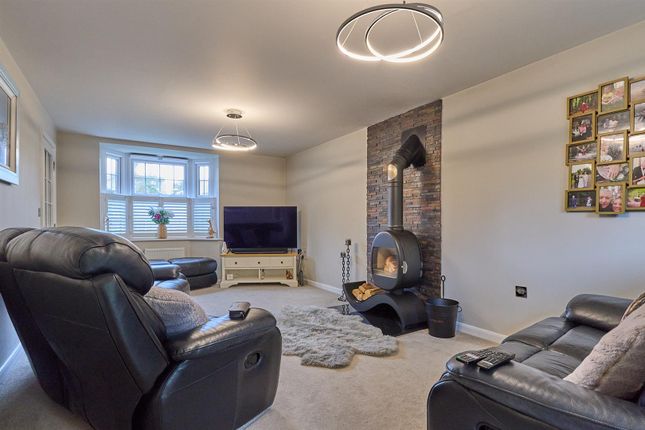 7, Sunloch Close, Burbage photo 3