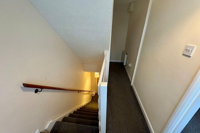 Tower Flat,, Lodge Mews, Derbyshire photo 5