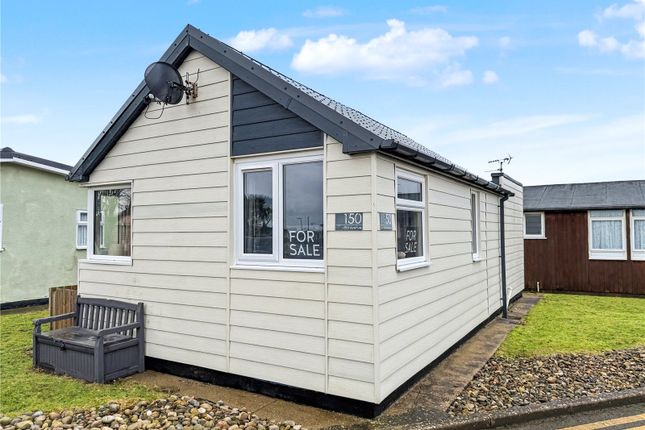 2-bed house on 150, First Avenue, East Yorkshire, £45,950