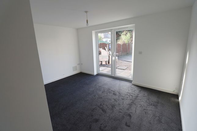 Henry James Court, Hinckley photo 4