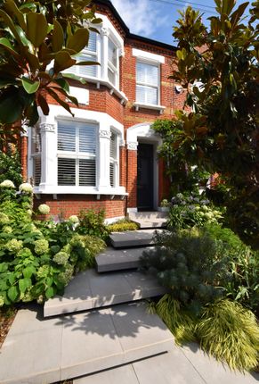 14, Benson Road, London photo 4