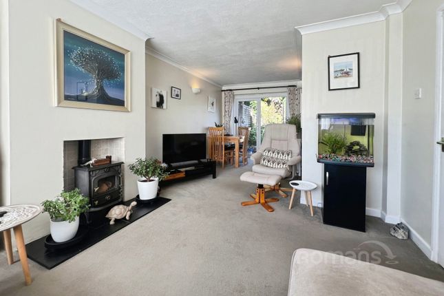 136, Field Way, Hampshire photo 3