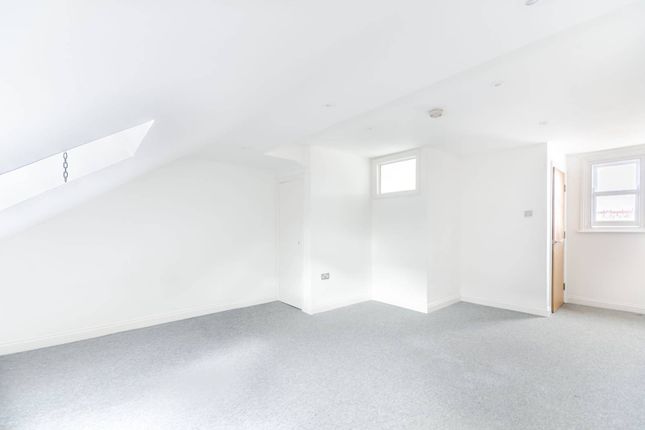 Thumbnail Flat to rent in Mitcham Road, Tooting, London