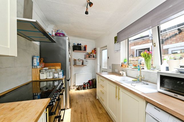 1, Lakenham Terrace, Wisbech photo 2