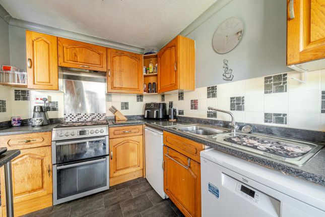 7, South View Close, Cullompton photo 3