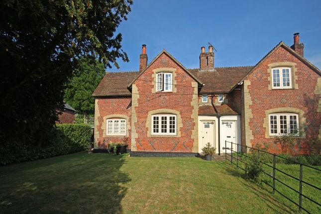 Country house for sale in Stuckton, Fordingbridge