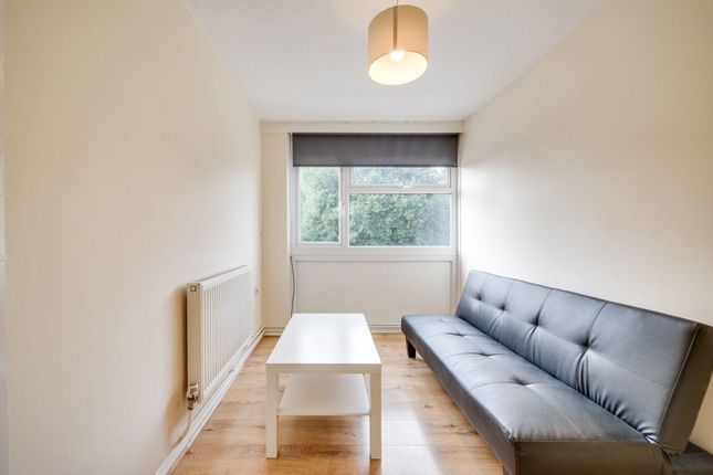 Flat to rent in Long Meadow Way, Canterbury