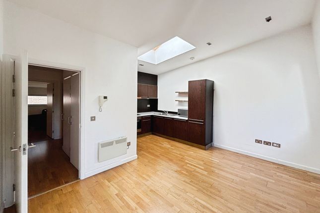 13, Gwynt Mews, Pontcanna photo 3