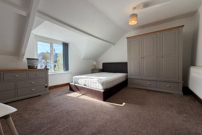 (TFF Room) 74, Richmond Road(*), Cardiff photo 2