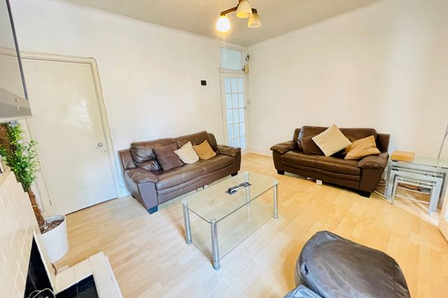 69, Edridge Road Room 2, Edridge Road Room 2 photo 3