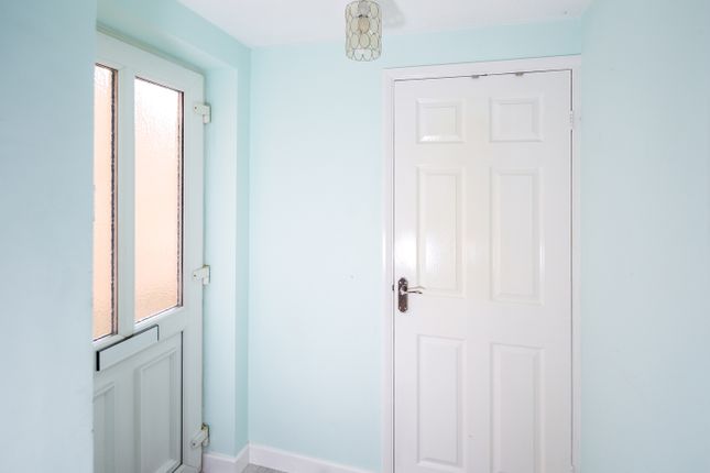 44, Medina Gardens, Bicester photo 2