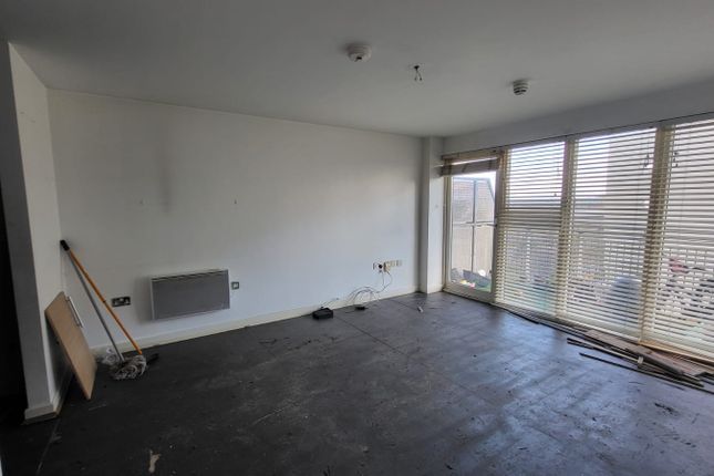 Flat for sale in Victoria Wharf, Watkiss Way, Cardiff