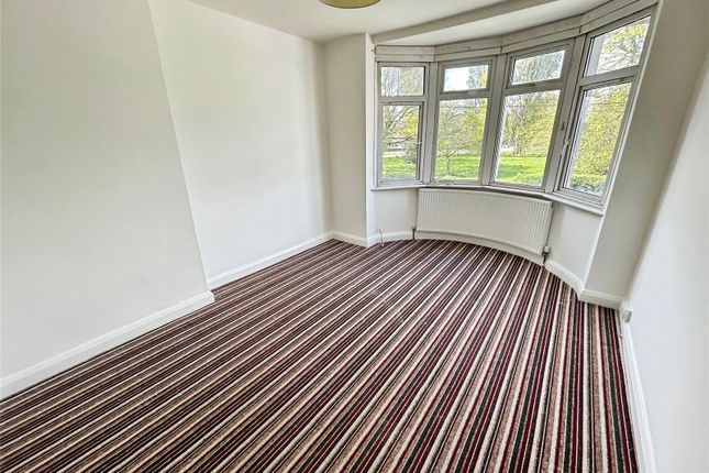 18, Keresley Green Road, Coventry photo 5