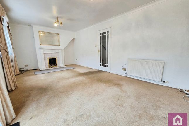 32, Fraser Court, Chester photo 3