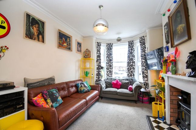 23 Alexandra Road, Manchester photo 3