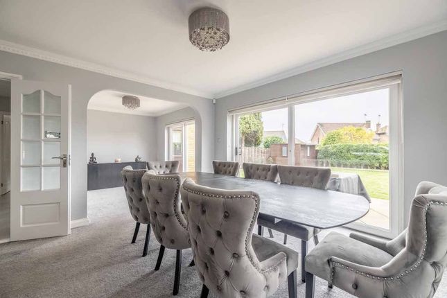 28, Nightingale Way, Denham photo 4