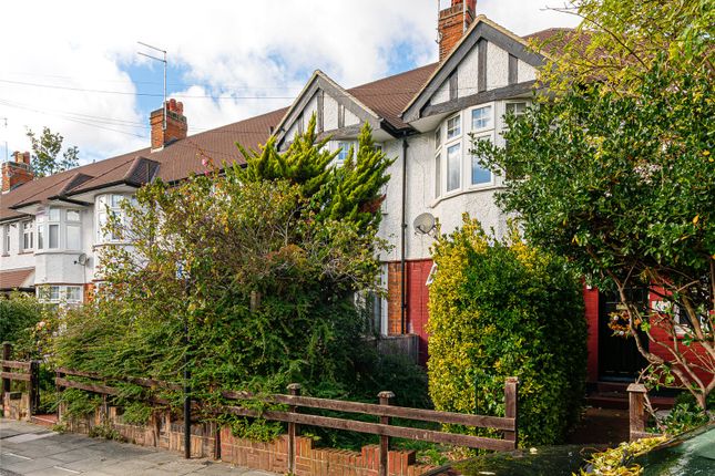 Warlters Close, London photo 2