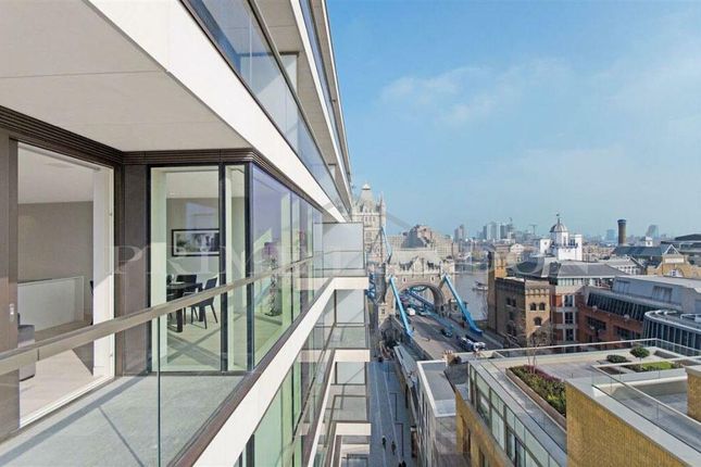 Flat for sale in Duchess Walk, One Tower Bridge, London