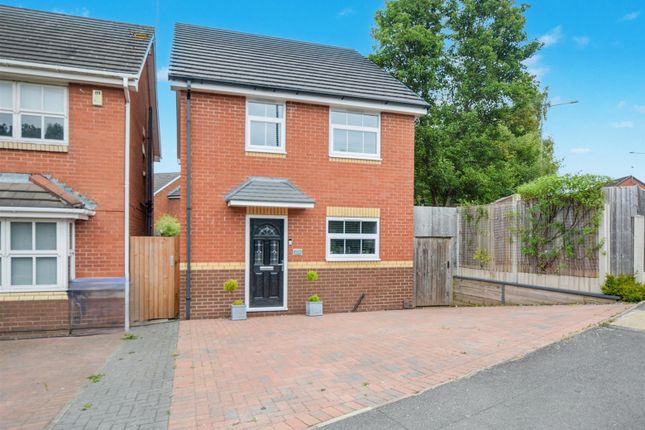22A Summerfields Front.Jpg