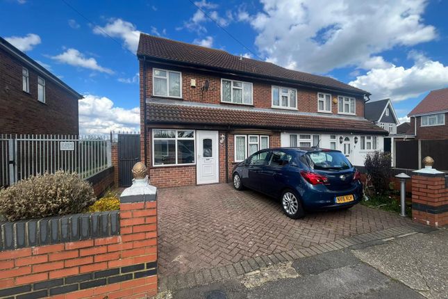 Semi-detached house to rent in Dorchester Waye, Hayes