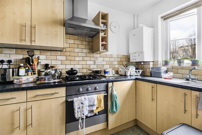 Flat for sale in Troon Court, Muirfield Close, Reading