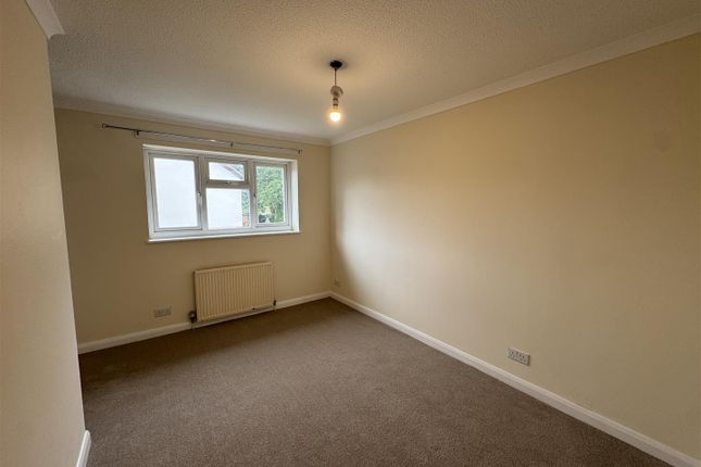 10, Cottonwoods, Hereford photo 2