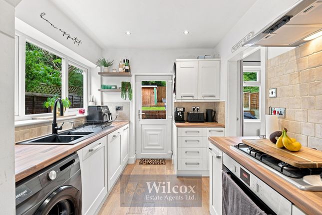 51 Oakenbottom Road, Bolton photo 3