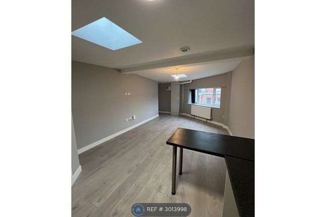 Cyprus House, Leicester photo 5