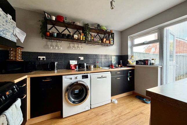 9, Bower Close, Holbury photo 4
