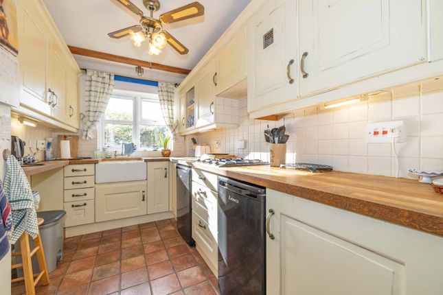 3, Canon Green, Wingham photo 3
