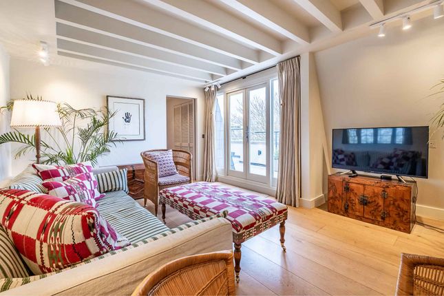 Flat 12A, 37, Queens Gardens, London photo 4