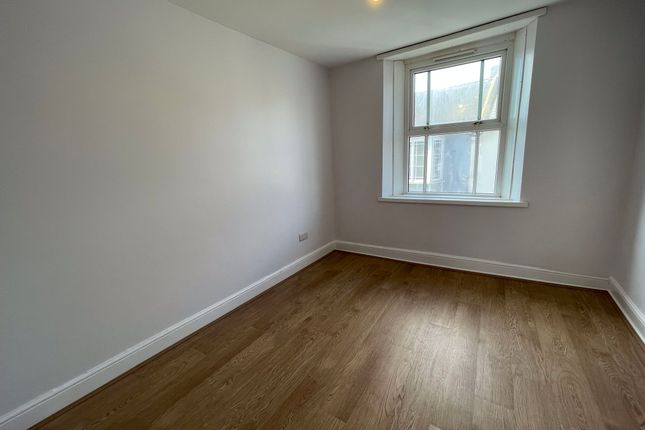 Flat 2,3,, Fore Street, Devon photo 2