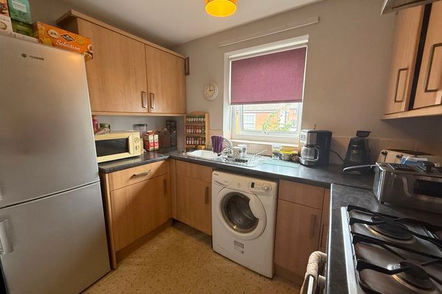 41a, High Street, Wing photo 2