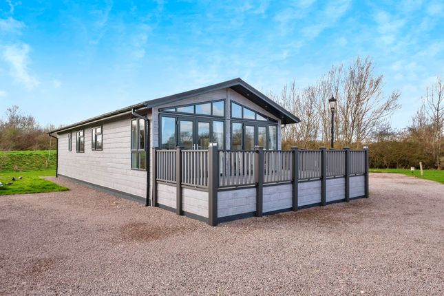 Thumbnail Lodge for sale in Wagtail Country Park, Cliff Lane; Marston, Grantham