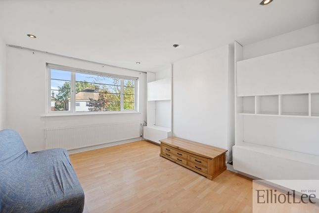 194 The Ridgeway, Harrow photo 2