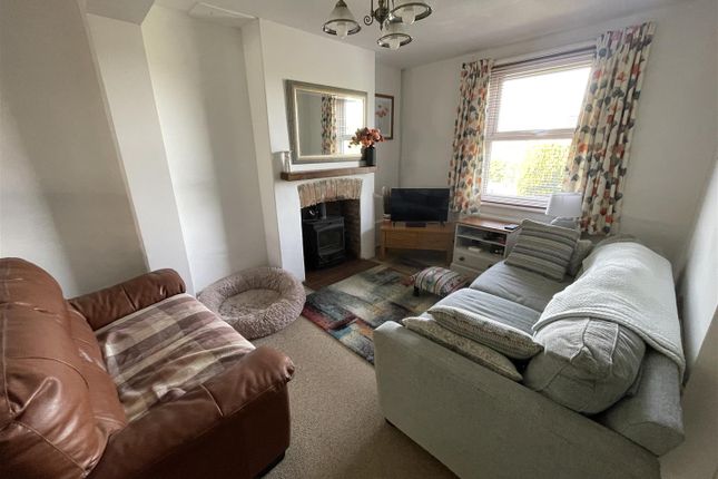 2-bed house on 18, Broadshard, Crewkerne, £240,000