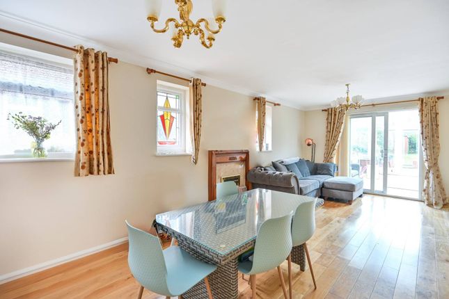 Thumbnail Bungalow to rent in Louis Fields, Fairlands, Guildford