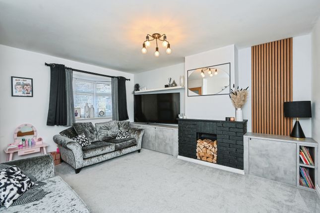 20, Porthleven Road, Runcorn photo 2