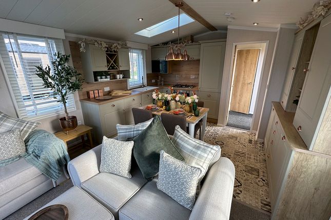Nottage Park Lodges, Moor Lane Nottage, Porthcawl photo 4