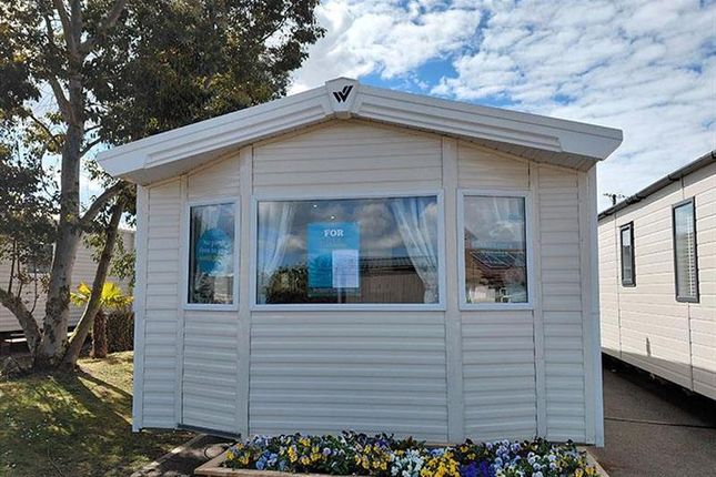 Away Resorts - Mersea Island, Fen Lane, Colchester photo 2