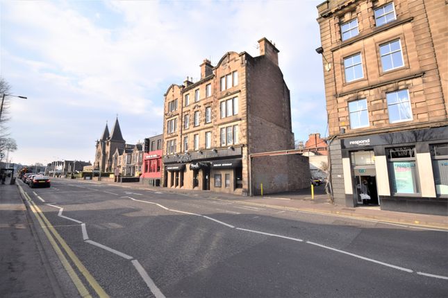 Thumbnail Flat to rent in 13 1/2 York Place, Perth, Perthshire