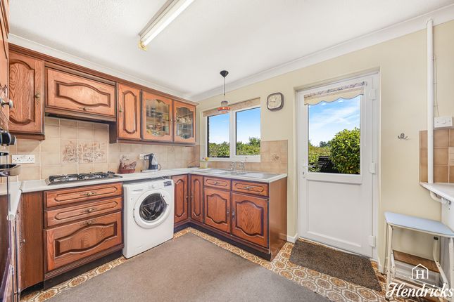 3, Becket Close, Rochford photo 4