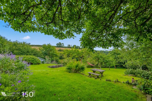 Country house for sale in Blackawton, Totnes