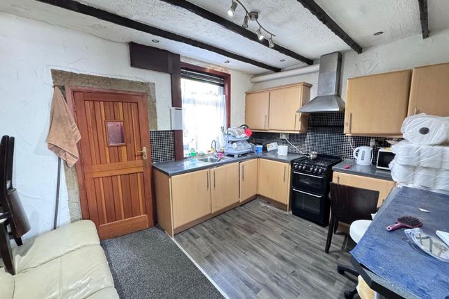 15 Limbrick, Blackburn photo 5