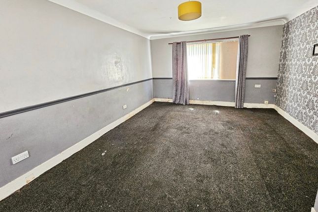 13, Kelso Gardens, Bedlington photo 3
