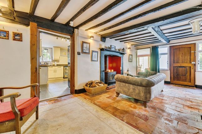 2 Hookwood Manor, Reigate Road, Horley photo 4