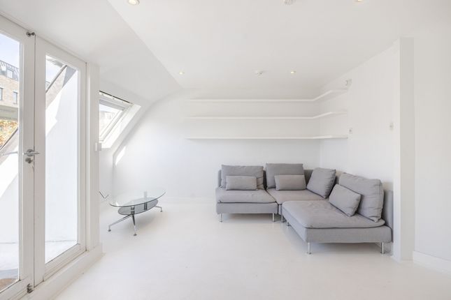 Flat E, 57b Fulham High Street, London photo 3