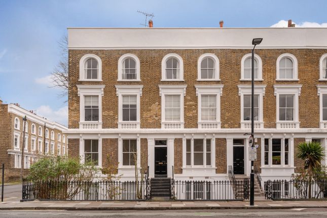 Thumbnail Flat for sale in Wallace Road, Canonbury