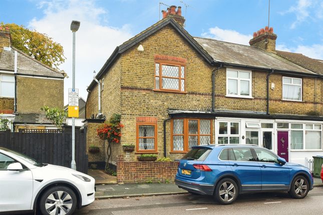 End terrace house for sale in York Road, Watford